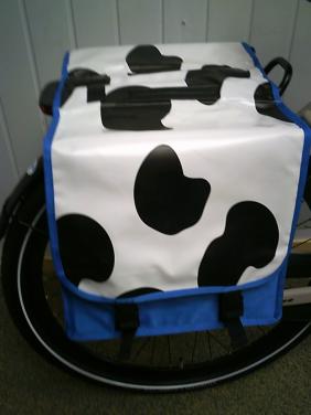 Nieuwe Tas 25,00