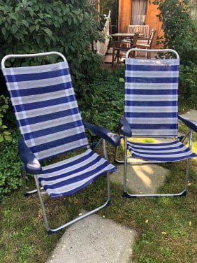 Gratis op te halen 2 verstelbare campingstoelen