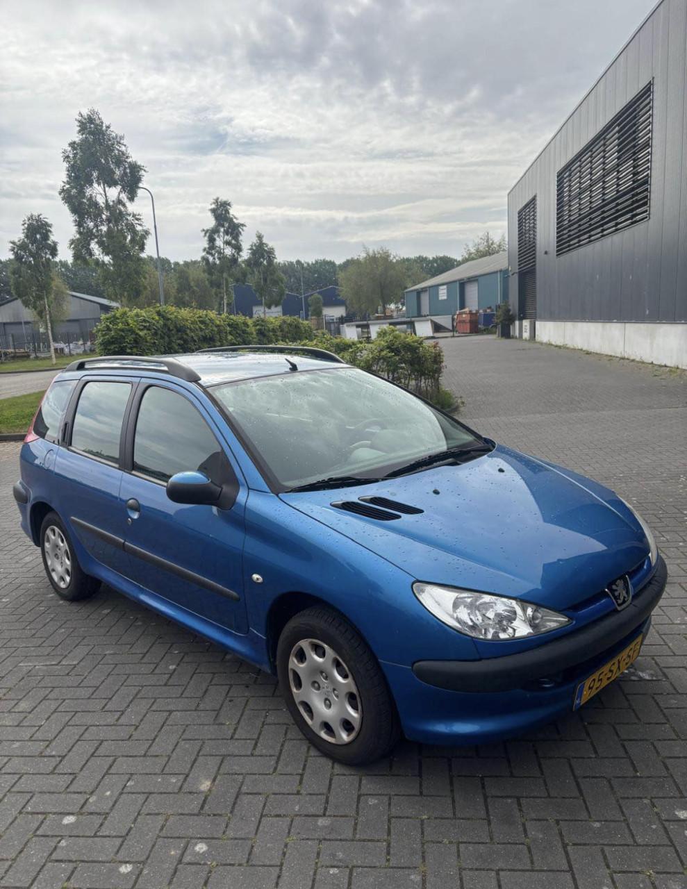 Peugeot 206 1.4 SW 2006 Blauw | NAP | NIEUWE APK!