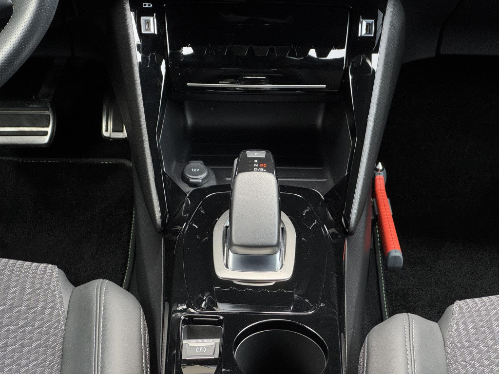 Peugeot E-2008 ev gt 50 kwh | adapt. cruise control | stoelverwarming | dod
