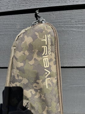 3 x karperhengel met Shimano tribal foudraal