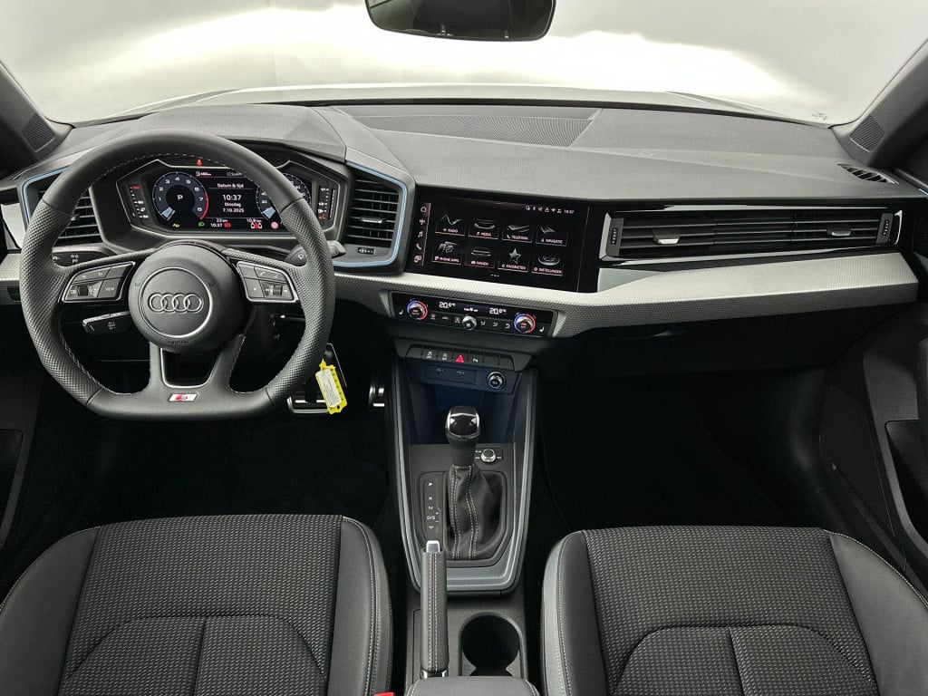 Audi A1 s edition 25 tfsi 70 kw / 95 pk sportback 7 versn.
