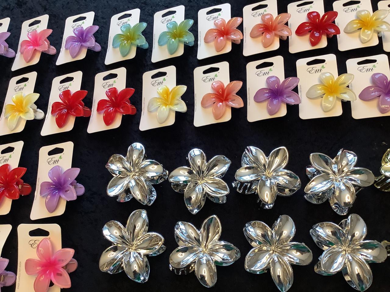 Partij super leuke haarklemmen. ( partij 205)