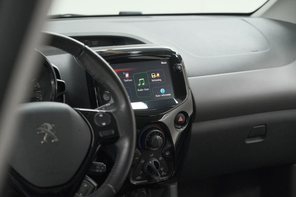 Peugeot 108 1.0 e-vti allure top! | elektrisch vouwdak | apple carplay | da