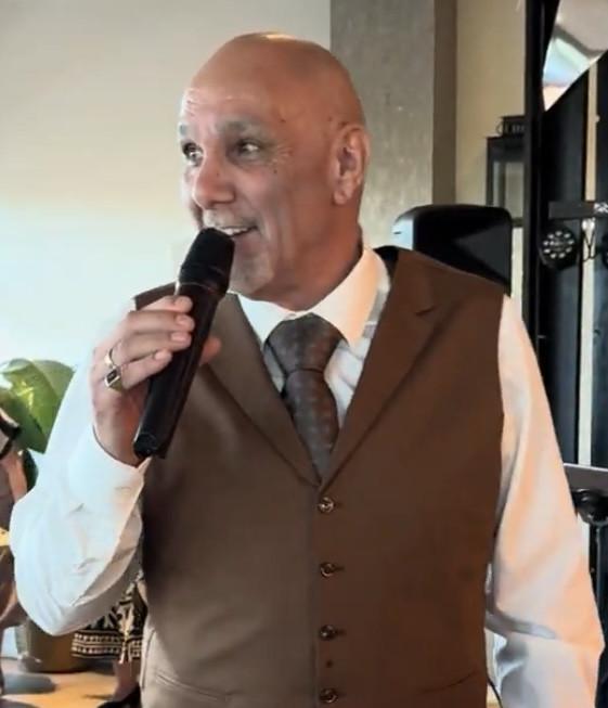 Ambiance Live – Zanger & DJ