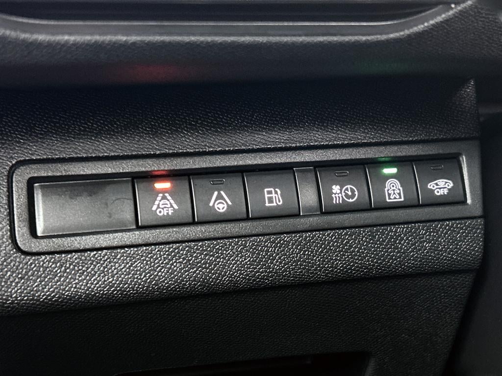 Peugeot 3008 1.6 hybrid 225 gt | rijklaar | panoramdak |