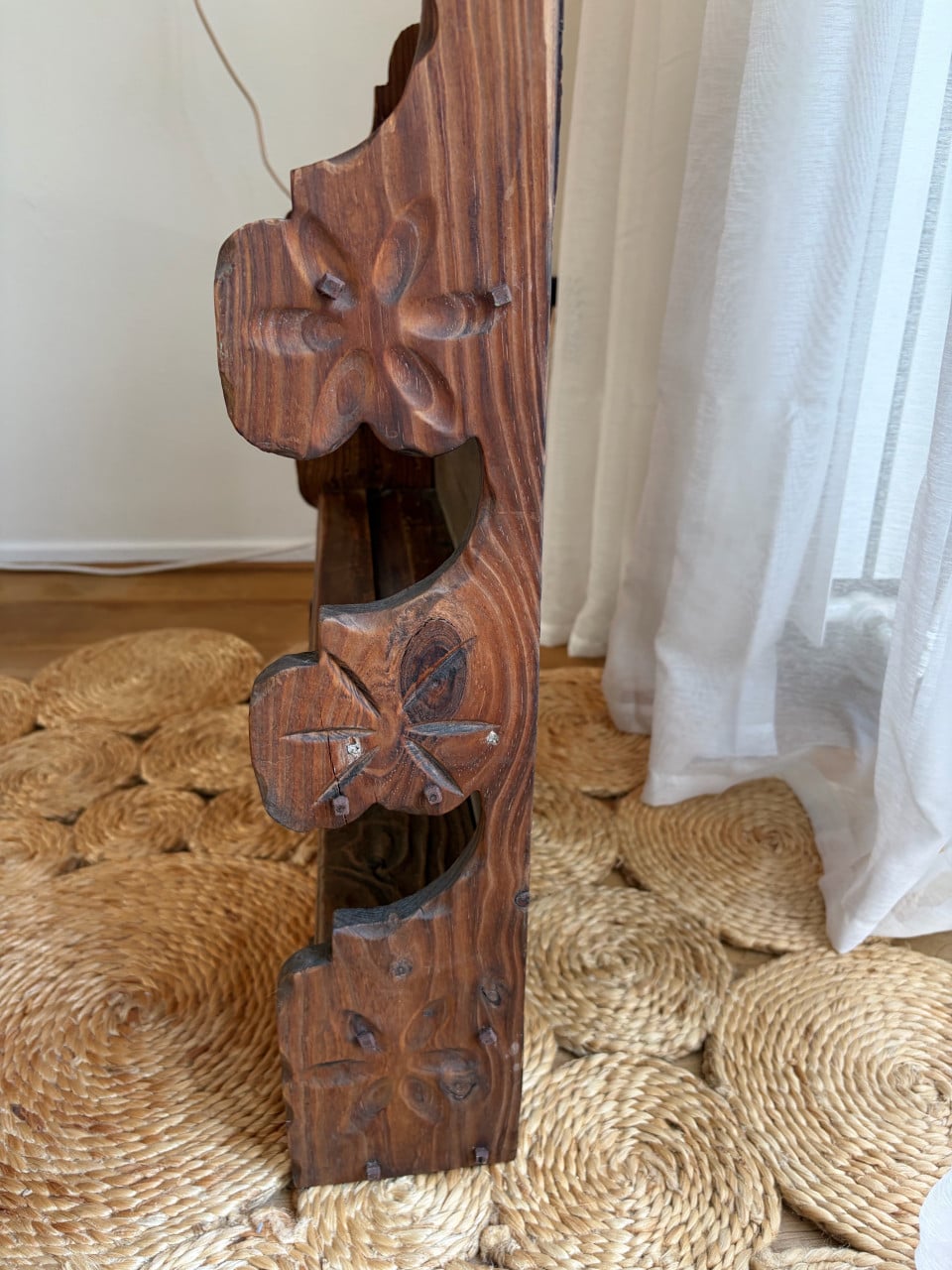 Vintage houten wandkast | houtsnijwerk