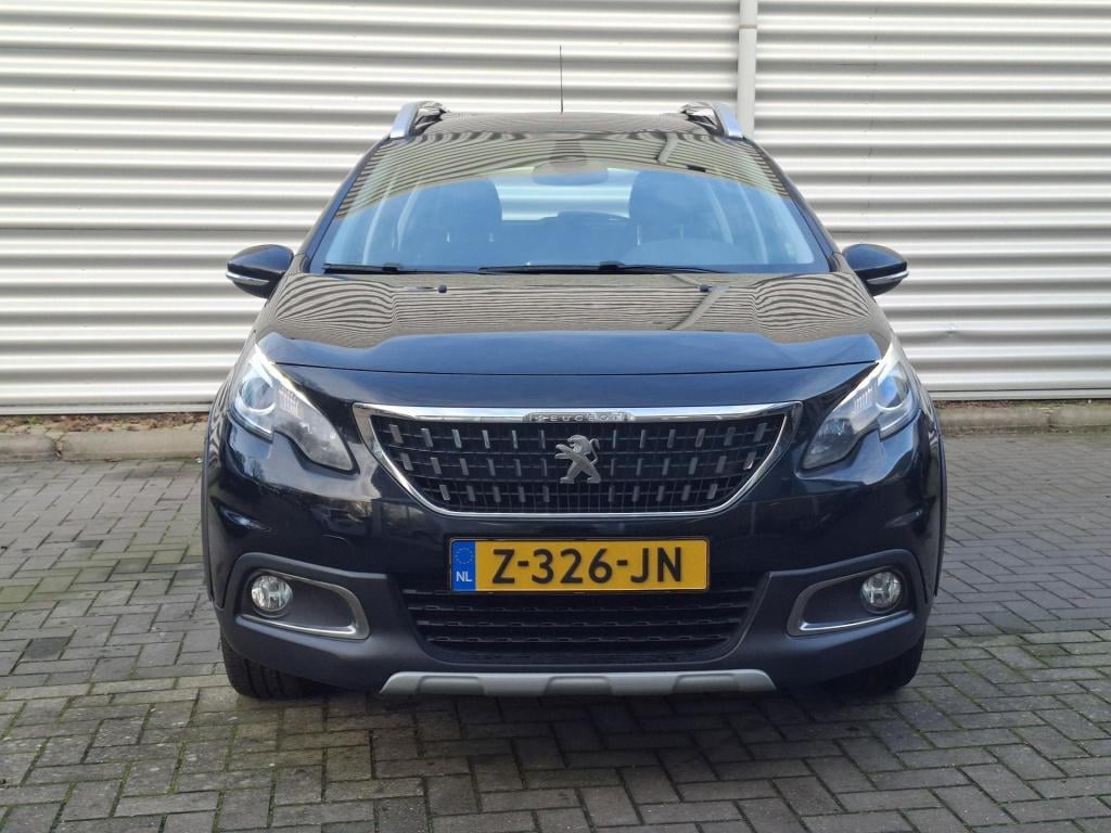 Peugeot 2008 suv 110 allure nav/cam/lmv