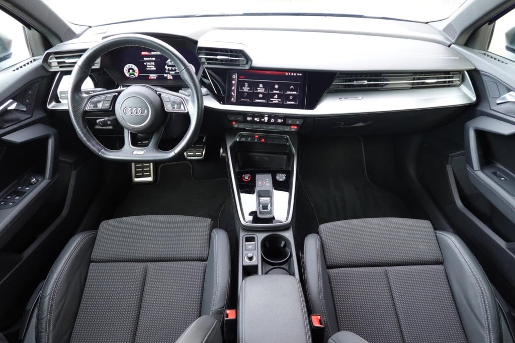 Audi S3 limousine 2.0 tfsi 310 pk ! quattro