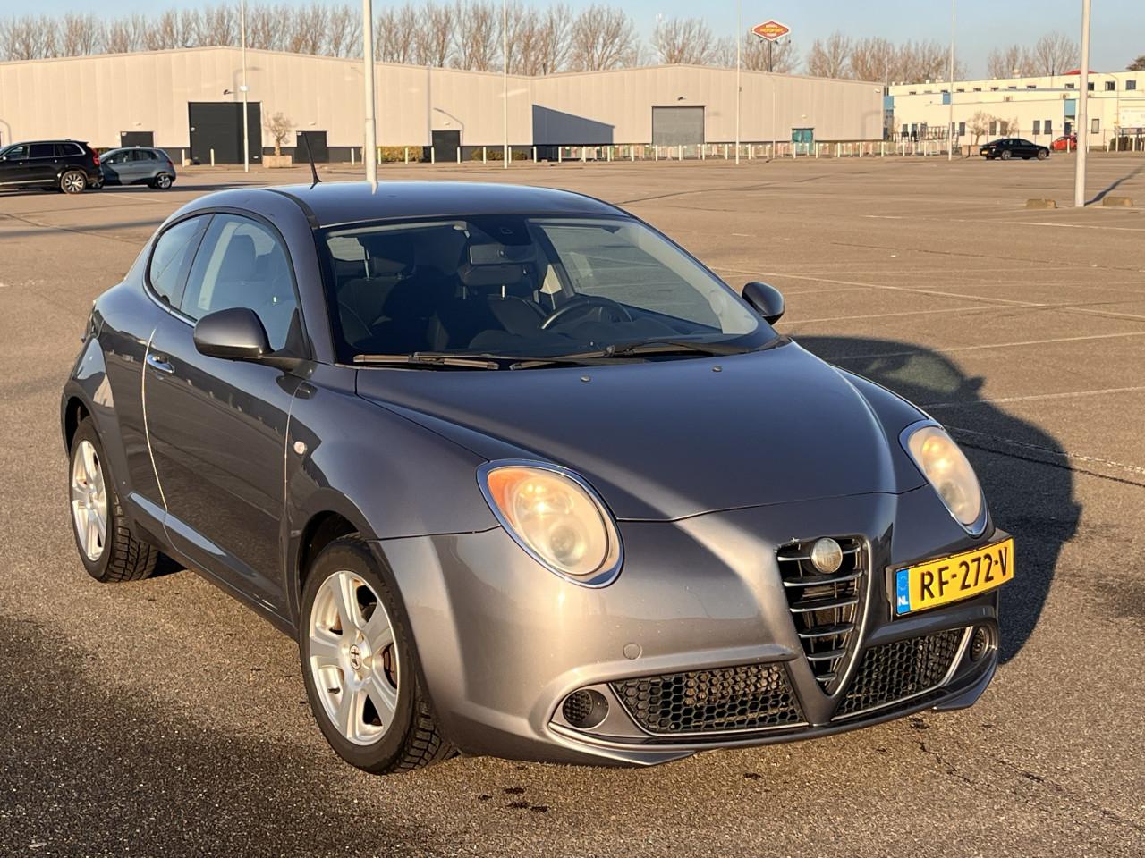 Alfa Romeo MiTo 1.4 16V 2009 Grijs -184.000 km
