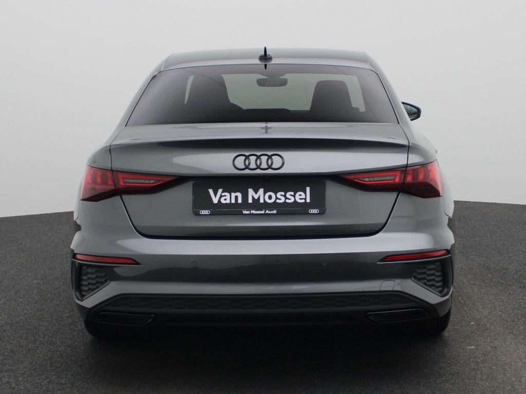 Audi A3 limousine 30 tfsi s edition | automaat | navigatie | vlak stuur | c