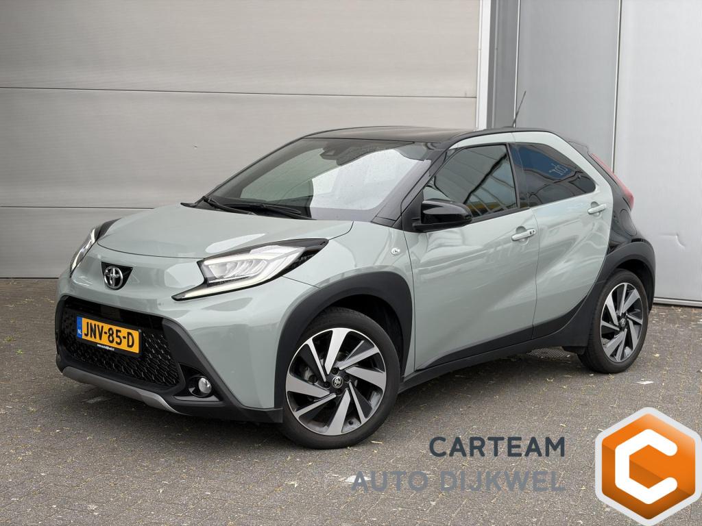 Toyota Aygo x 1.0 vvt-i s-cvt premium design pack/adaptive cruise/clima/vol