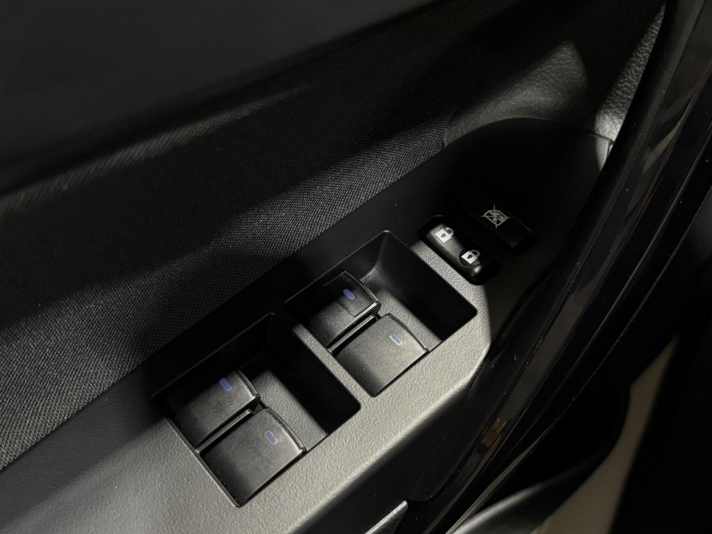 Toyota Auris 1.8 hybrid dynamic | navi | clima |