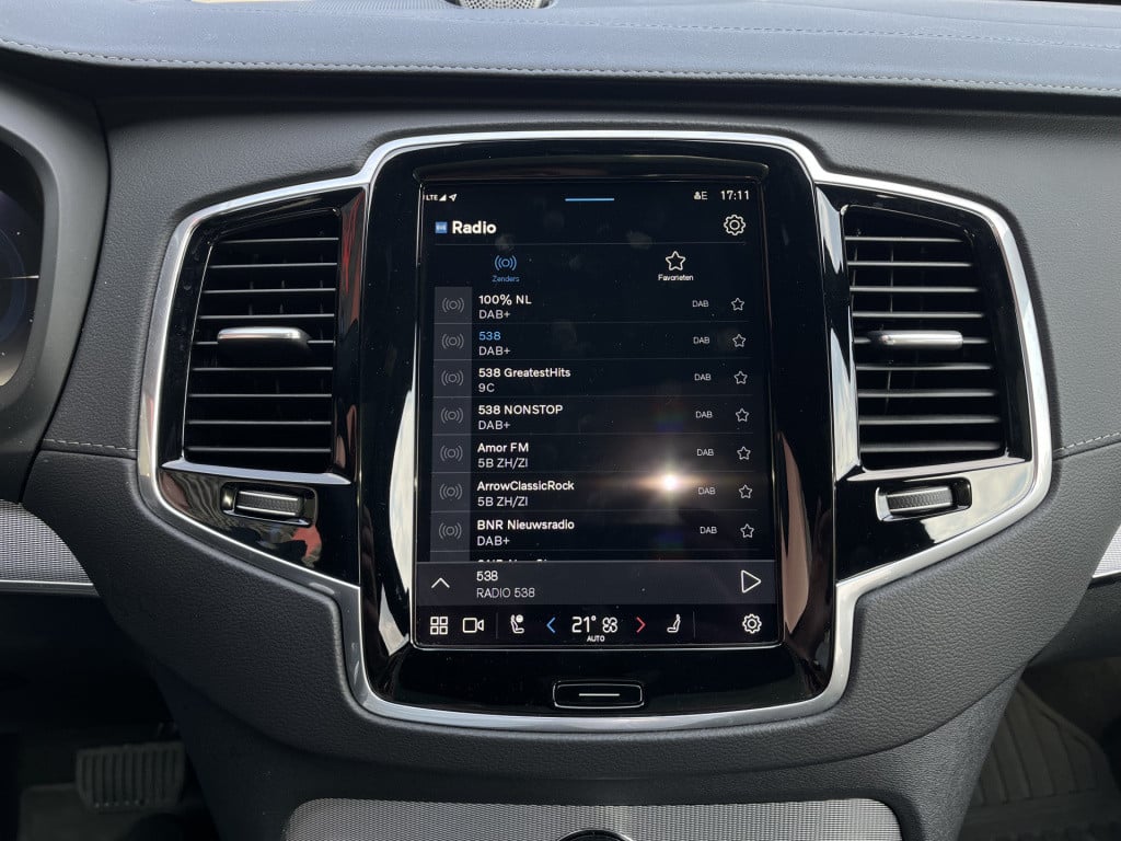 Volvo XC90 2.0 t8 recharge awd ultimate dark | luchtvering | bowers & wilki