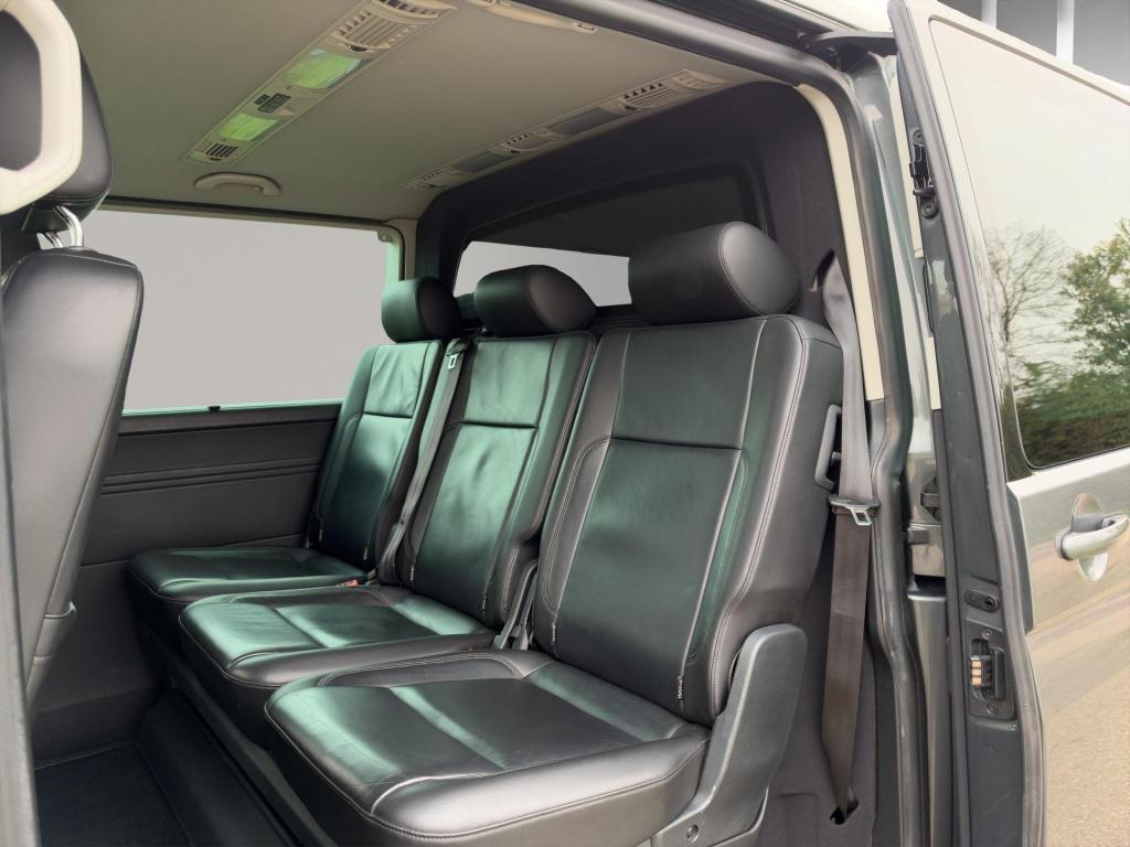 Volkswagen Transporter 2.0 tdi l2h1 caravelle dubbele cabine automaat