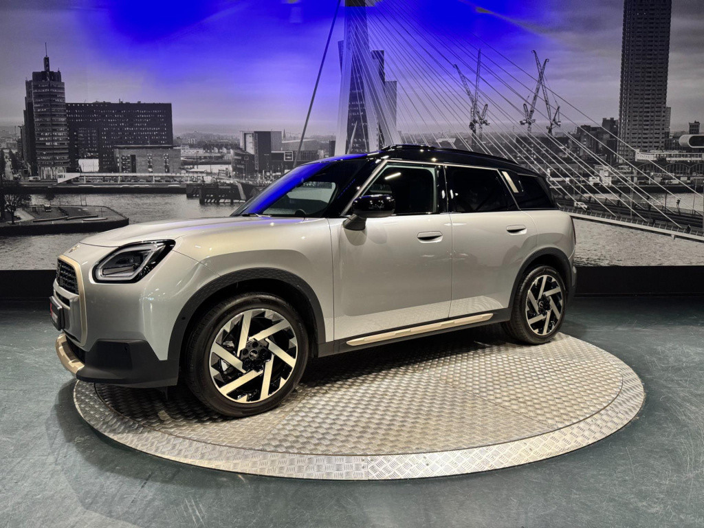 Mini Countryman 1.5 c favoured l *pano*leder*19inch* hud*