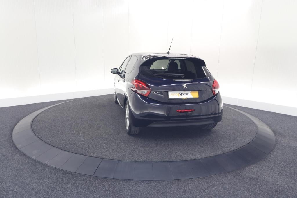 Peugeot 208 puretech 82 signature | apple carplay | parkeersensoren | navig