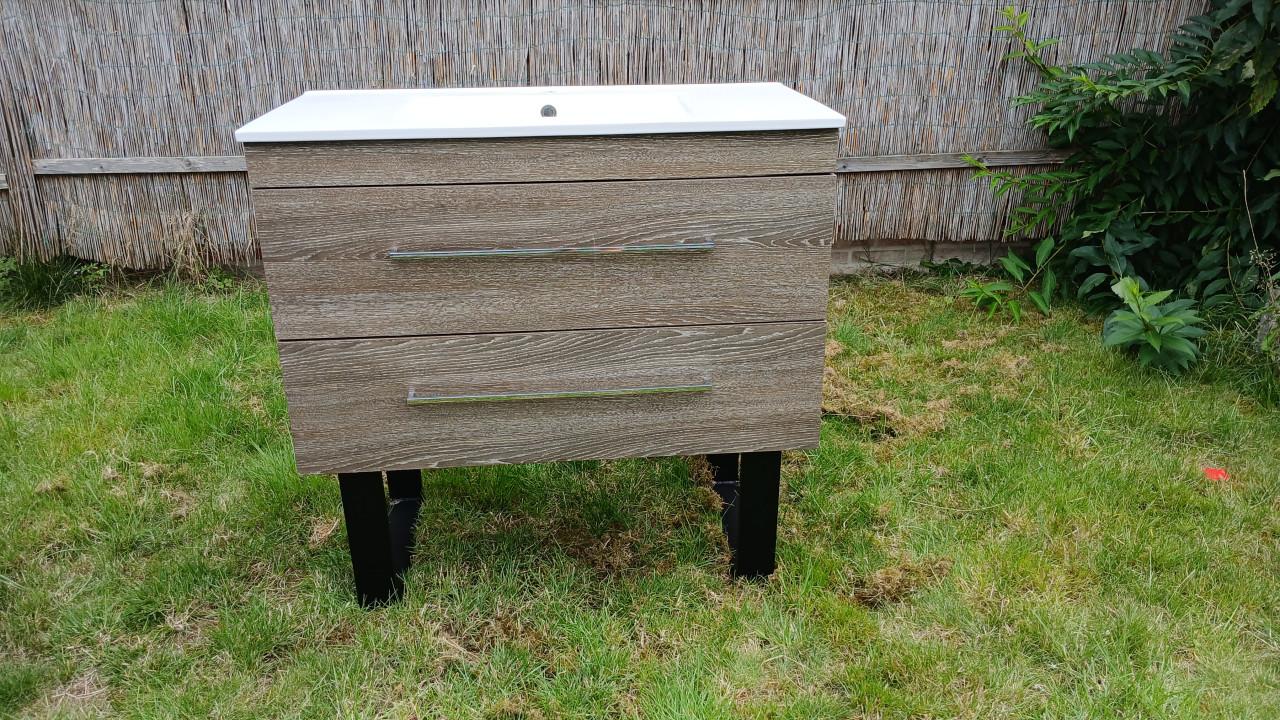 Badkamer meubel Bruynzeel.