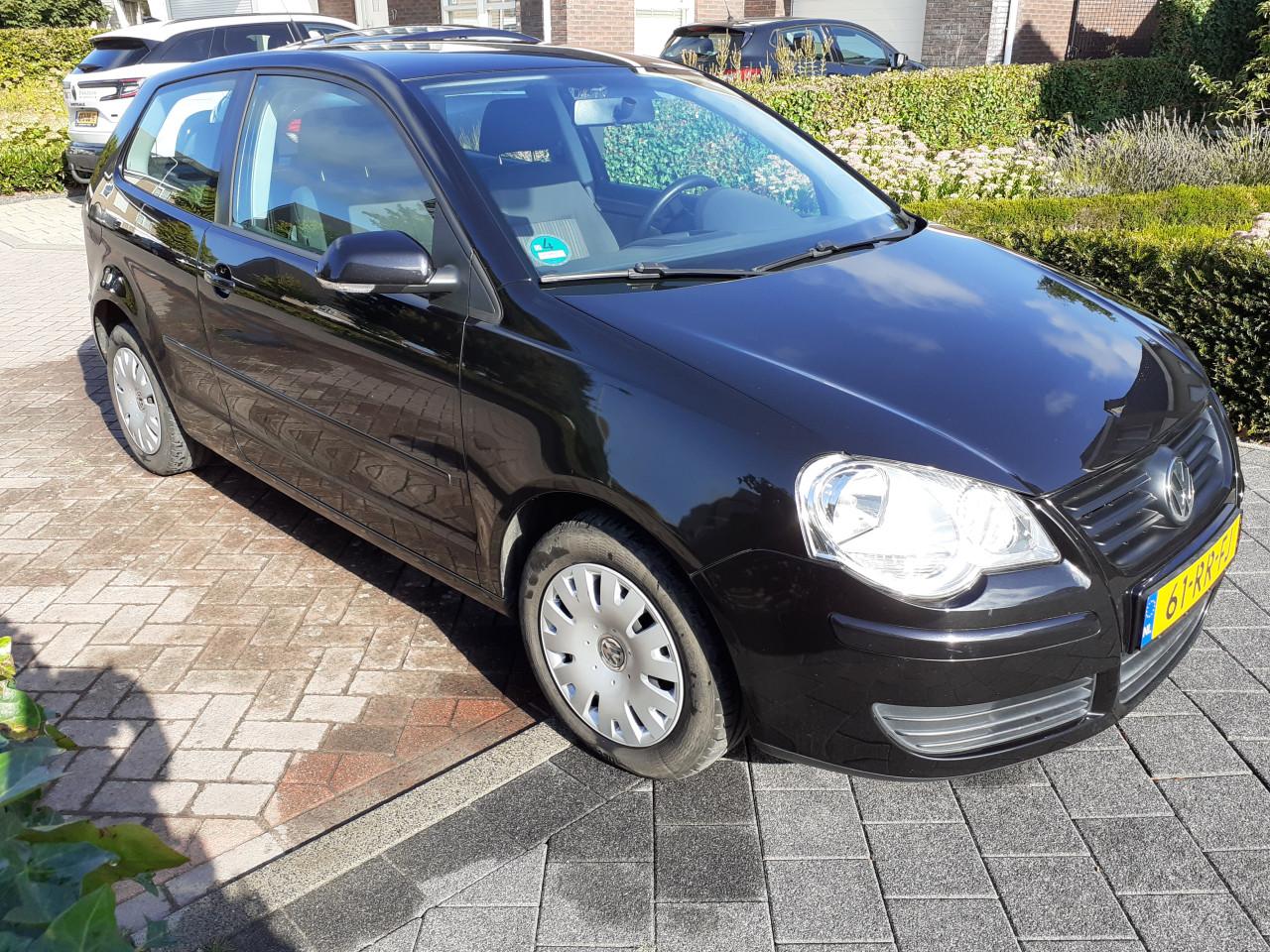 Volkswagen Polo 1.2 hatchback 47 kW – 64 pk Zwart met trekhaak