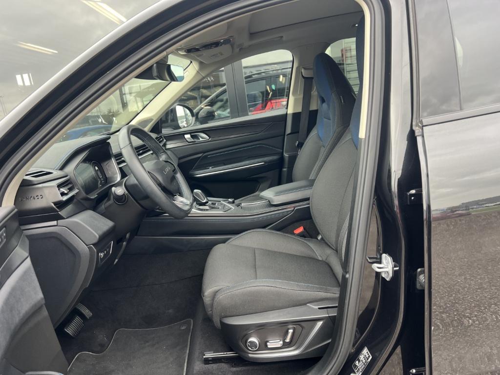 Lynk & Co 01 1.5 261pk plug in hybrid , black edition , zwarte velgen , pan