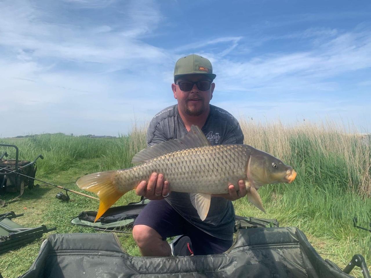 Koop je visvergunning voor 2026 bij Karpervisserij Koudekerke € 17,50