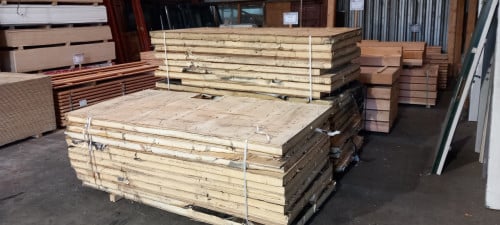Underlayment plaat met isolatie
