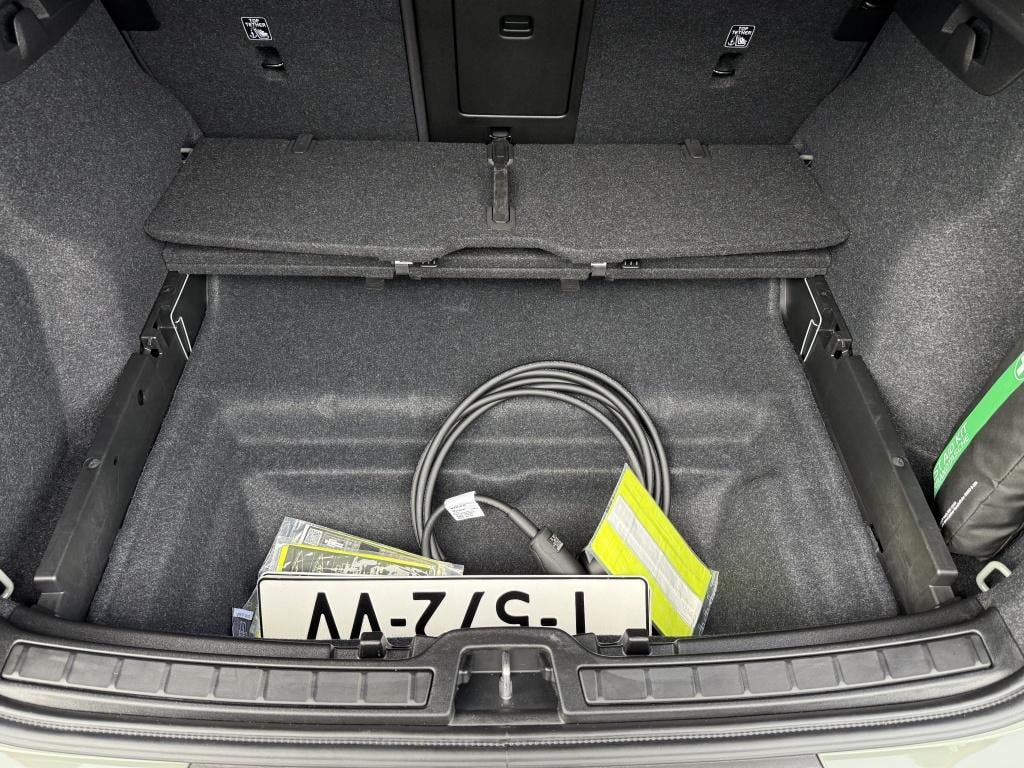 Volvo Ex40 ext.range ultra 82 kwh| panodak| trekhaak| 360camera| adap.cruis