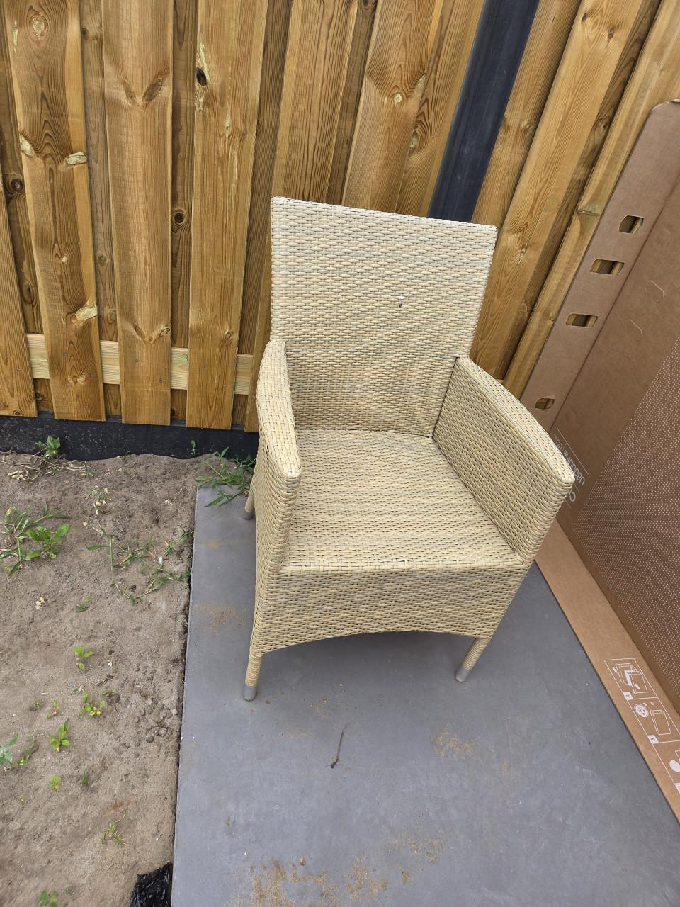 6 tuinstoelen