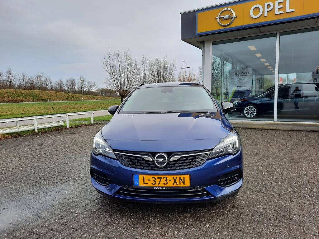 Opel Astra sports tourer 1.2 design & tech