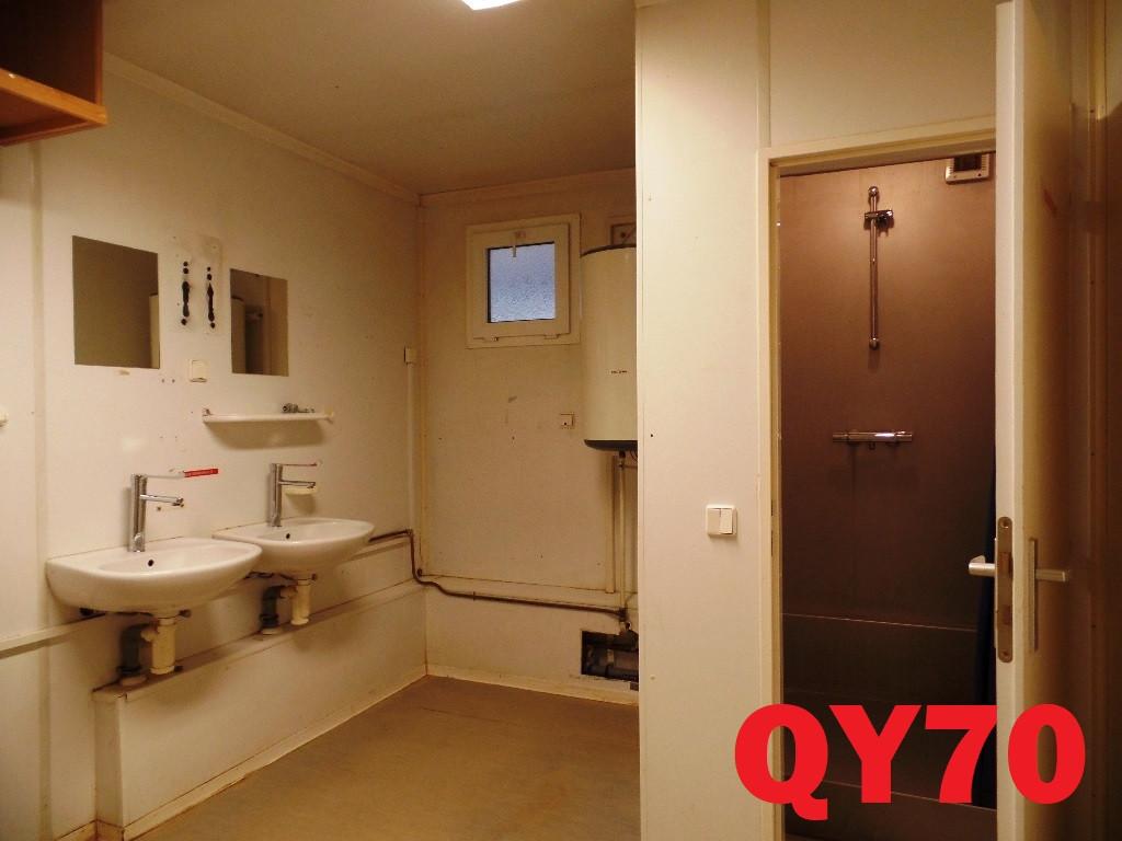 Grote kantoorunit bestaande uit 8 containers met keuken en sanitair 144 m2