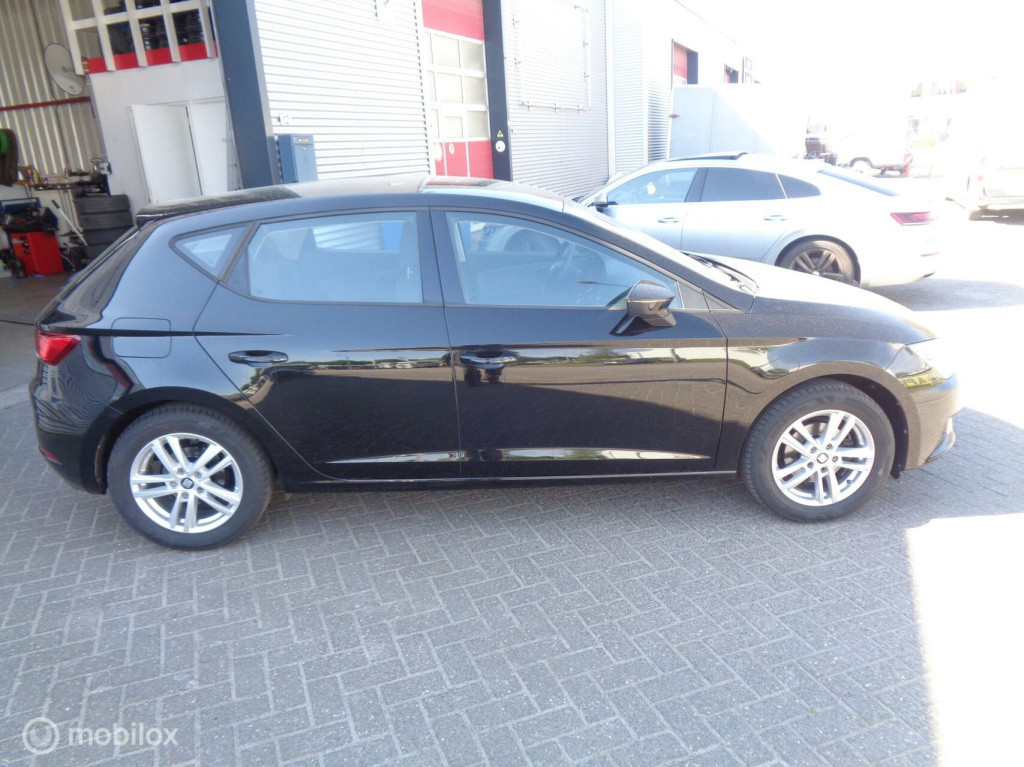 Seat Leon 1.0 ecotsi reference/airco/lm velgen/1st eig/slechts 94000km