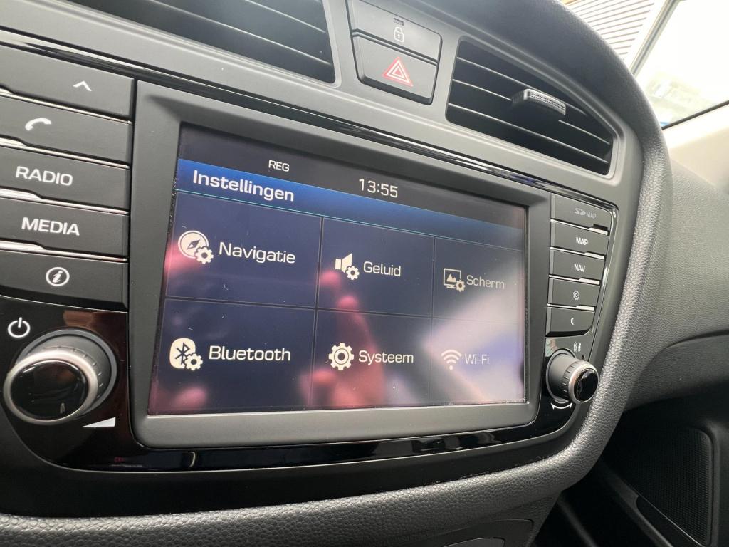 Hyundai I 20 1.0 t-gdi comfort, camera, navigatie, trekhaak enz...
