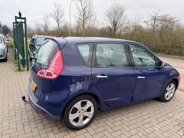 Renault Scenic 2.0 dynamique