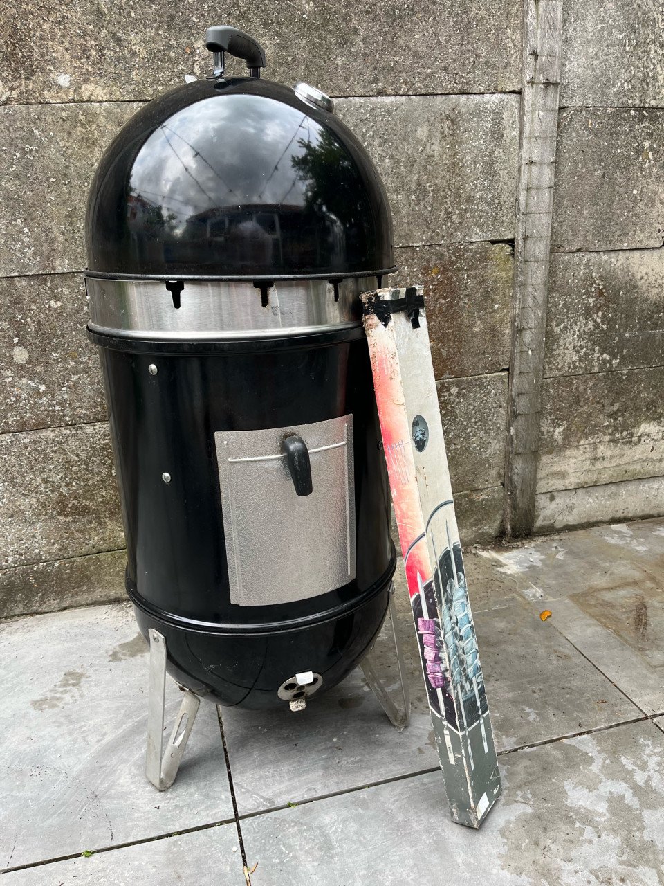 Weber smokey mountain 47 barbecue