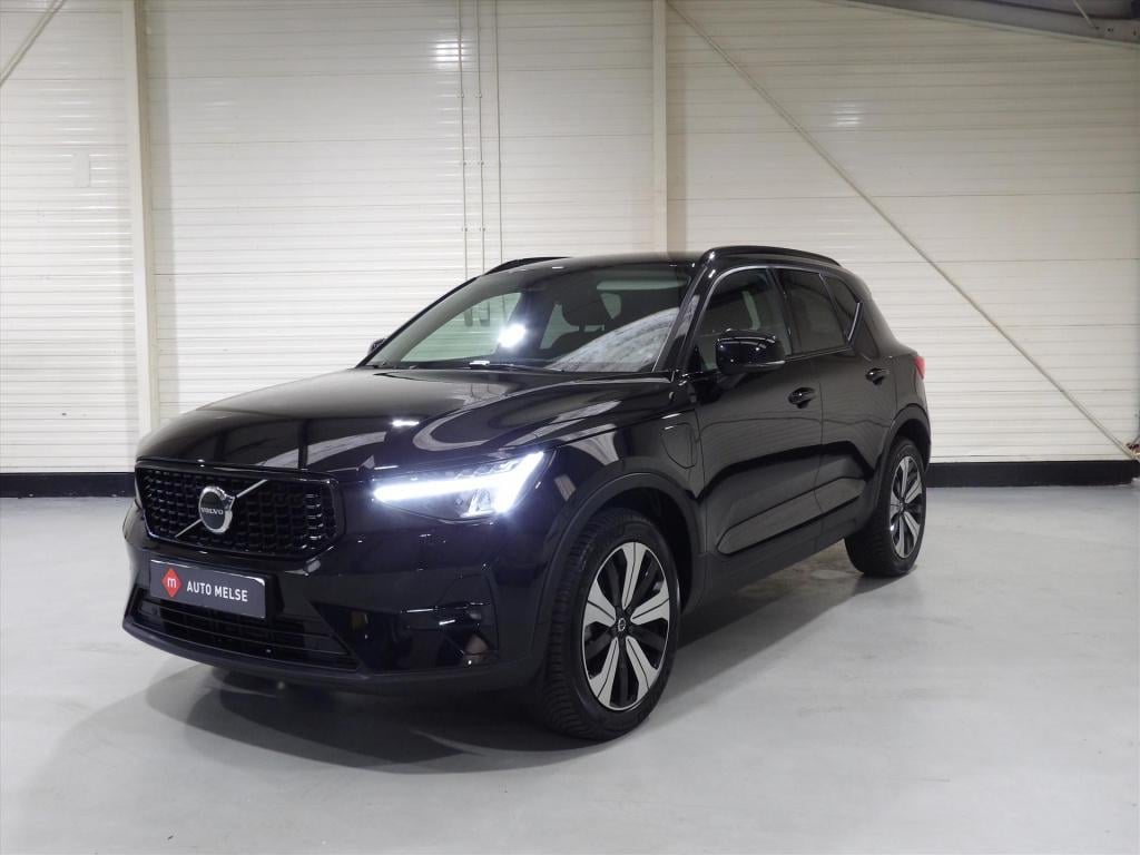 Volvo XC40 t5 plug-in hybrid 262pk aut plus dark