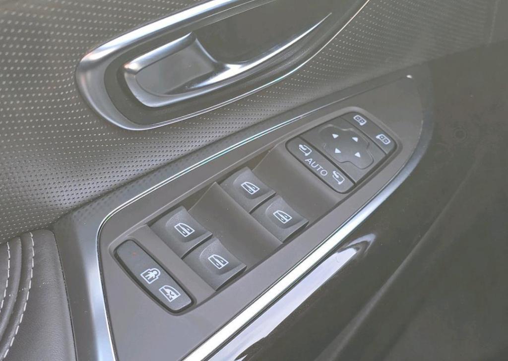 Renault Espace 1.6 tce 200 initiale paris 7p.