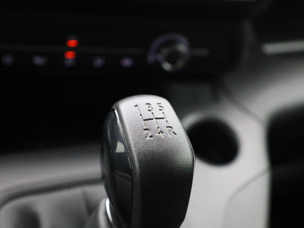 Opel Combo 1.5d l1h1 edition | navigatie | apple carplay/android auto | par