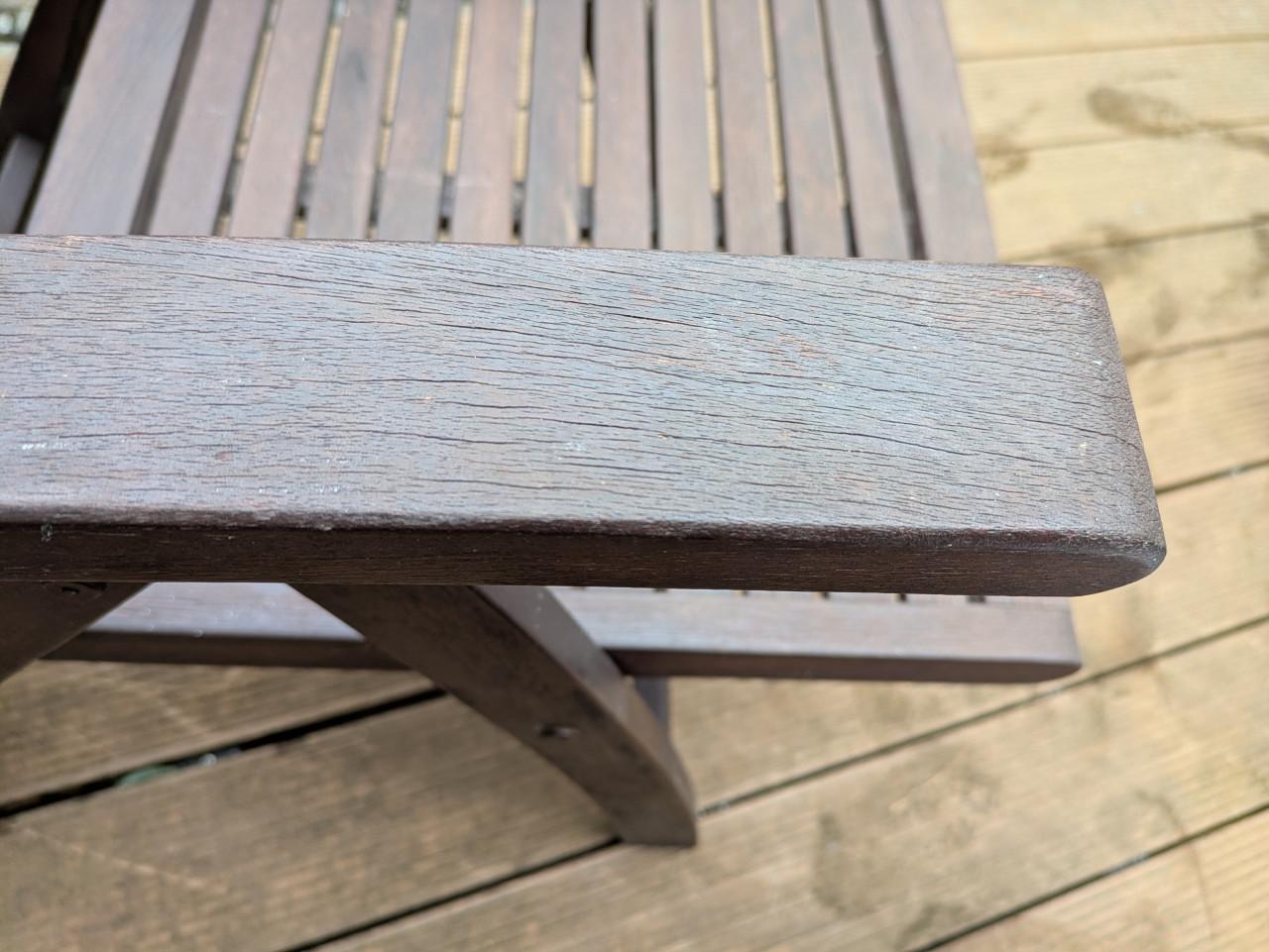 2 tuinstoelen Eucalyptus hout
