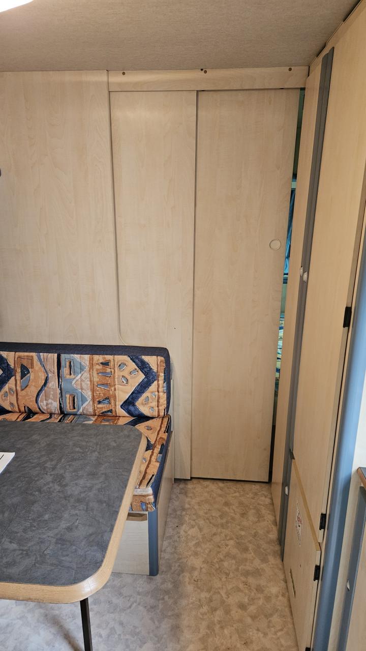 ADRIA UNICA 430 TS 1998 bj VASTBED TREINZIT