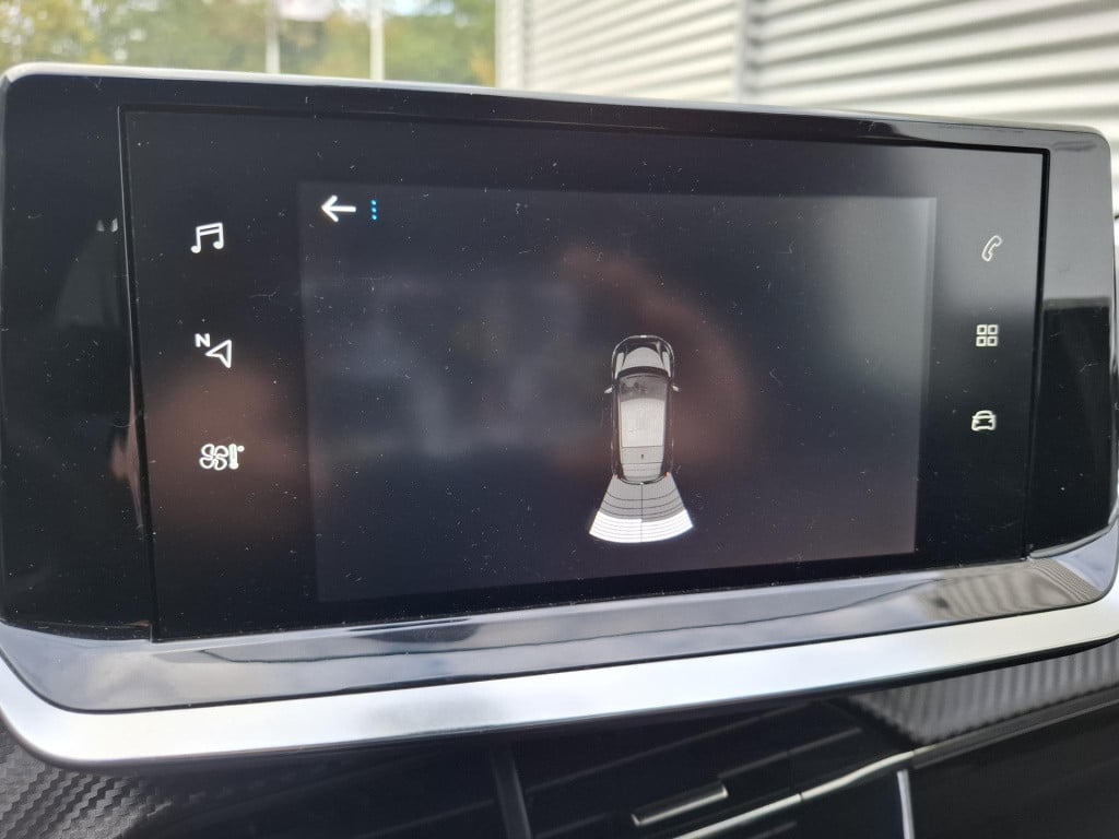 Peugeot 208 1.2 active pack navi/airco/lmv