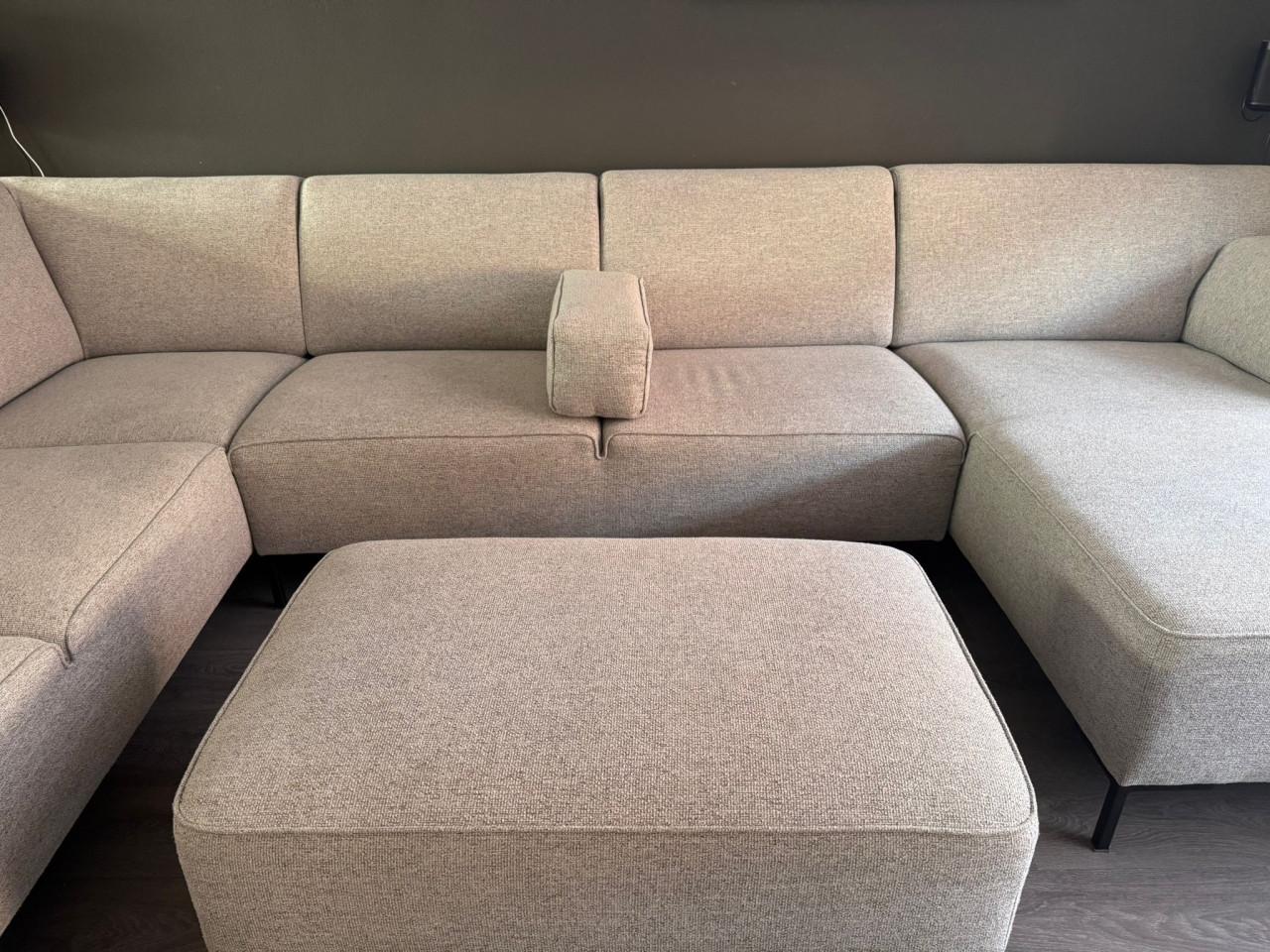 Mooie, ruime bank! Topkwaliteit!