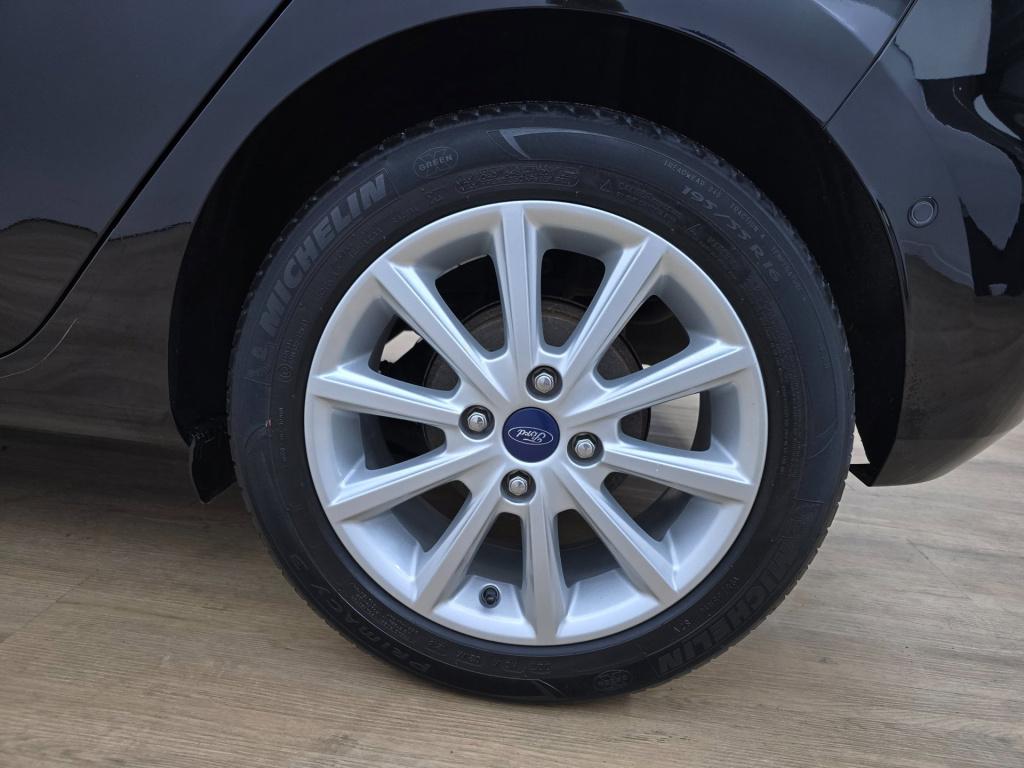 Ford Fiesta occasion 1.0 ecoboost titanium | zwart | tweedehands ford fiest
