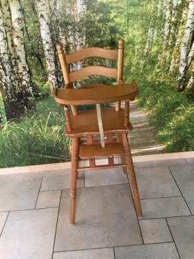 Kinderstoel hout