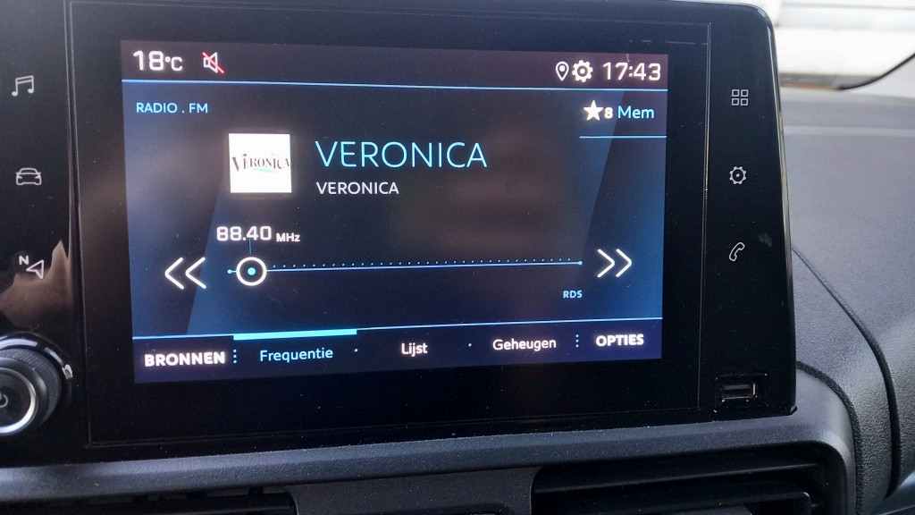 Peugeot Partner *euro 6*airco*pdc*schuifdeu bluehdi premium