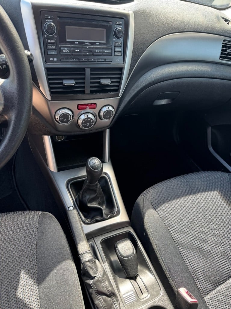 Subaru Forester 2.0 x intro