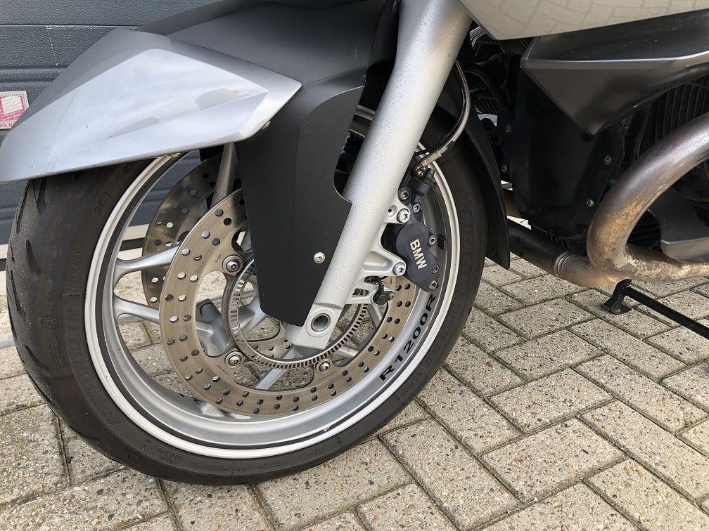 Keurige BMW R1200RT uit 2005 met 122dkm, ABS, kofferset, rijklaar €3750,-