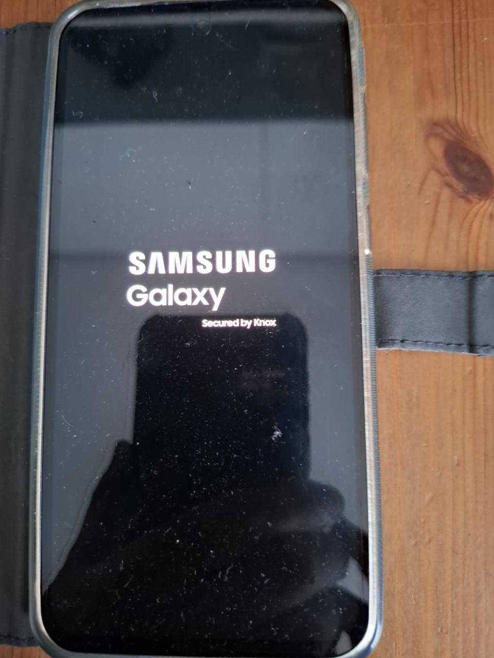 Samsung Galaxy A55 5G + Gear sport smartwatch