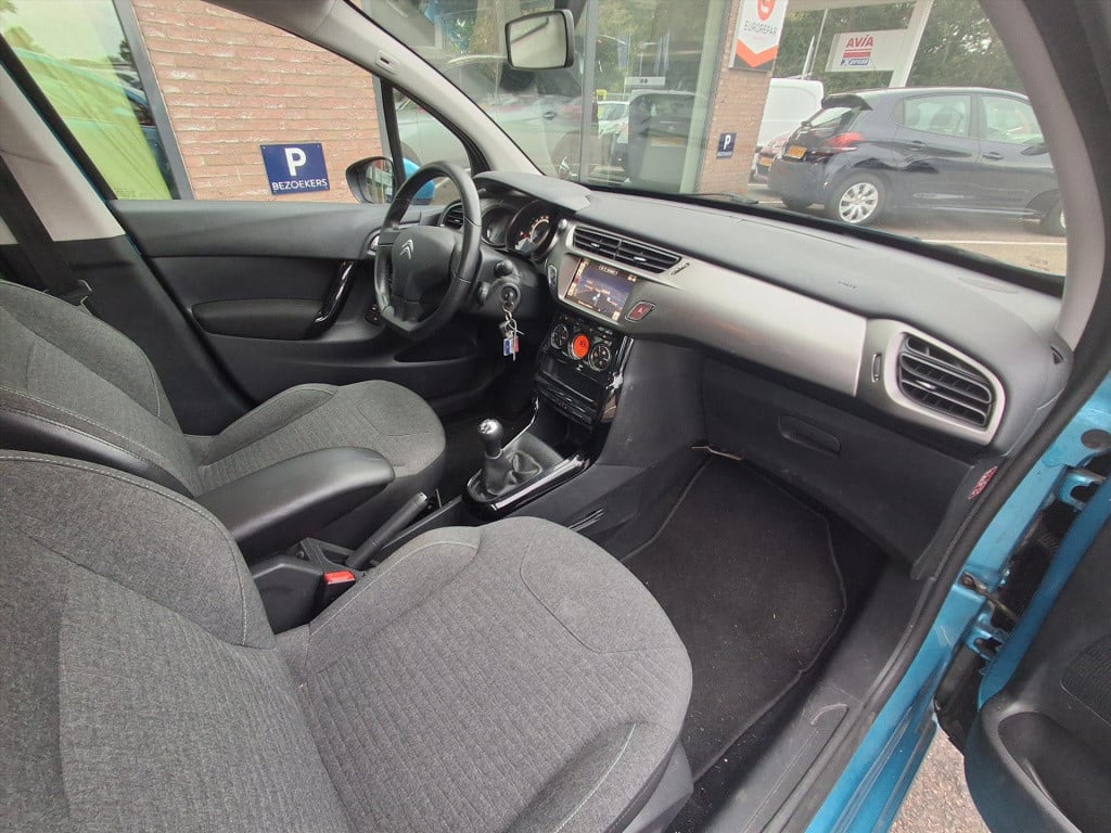 Citroen C3 1.2 puretech 82pk feel edition trekhaak | navigatie | cruise & c