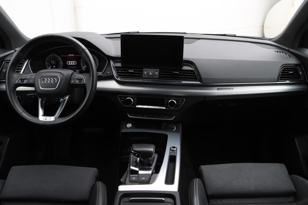 Audi Q5 55 tfsi e quattro s edition competition 367pk