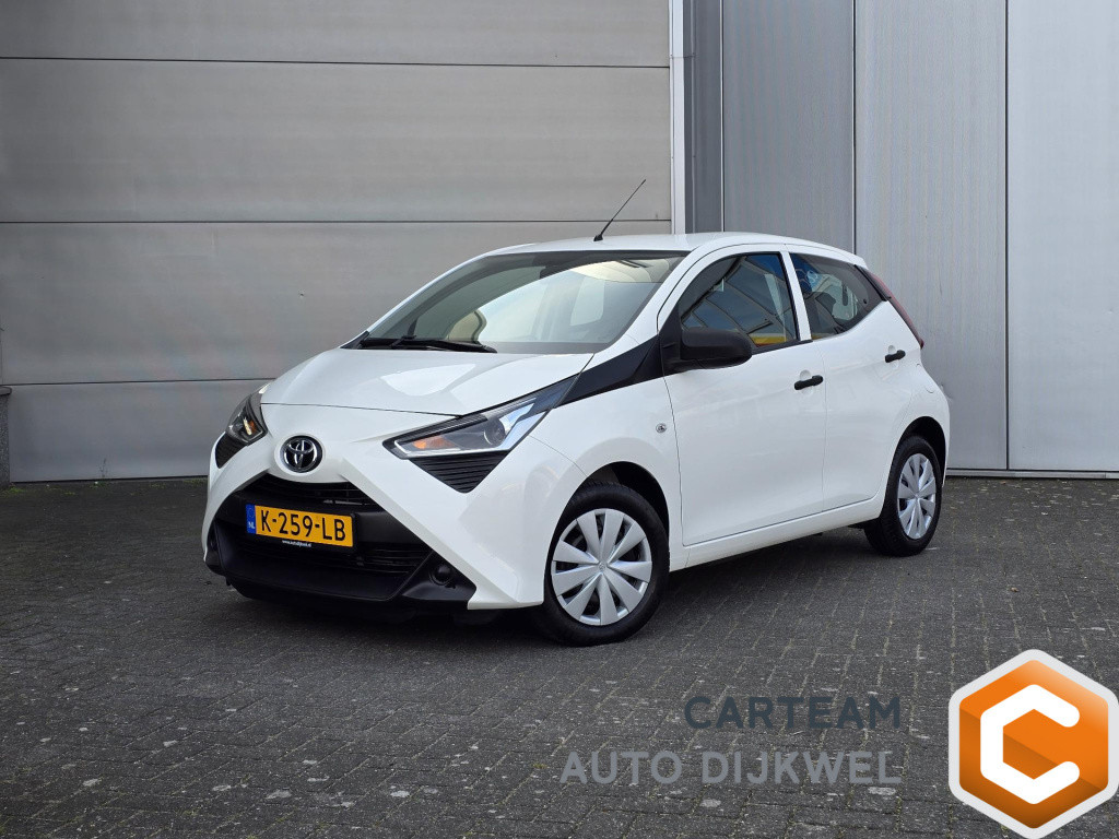Toyota Aygo 1.0 vvt-i x-fun